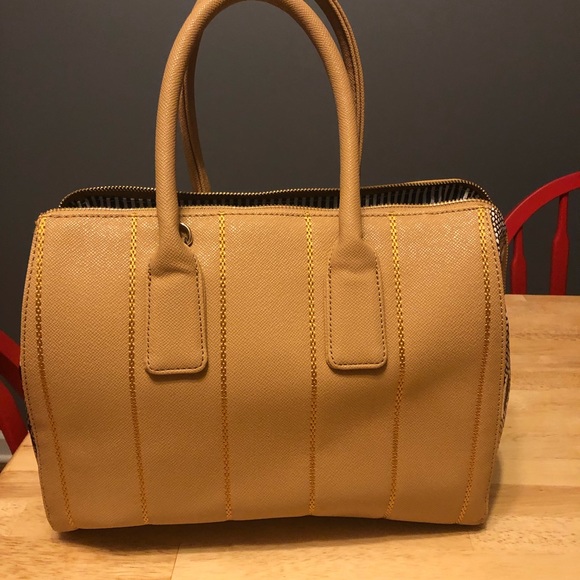 Pocketbook - Picture 2 of 5